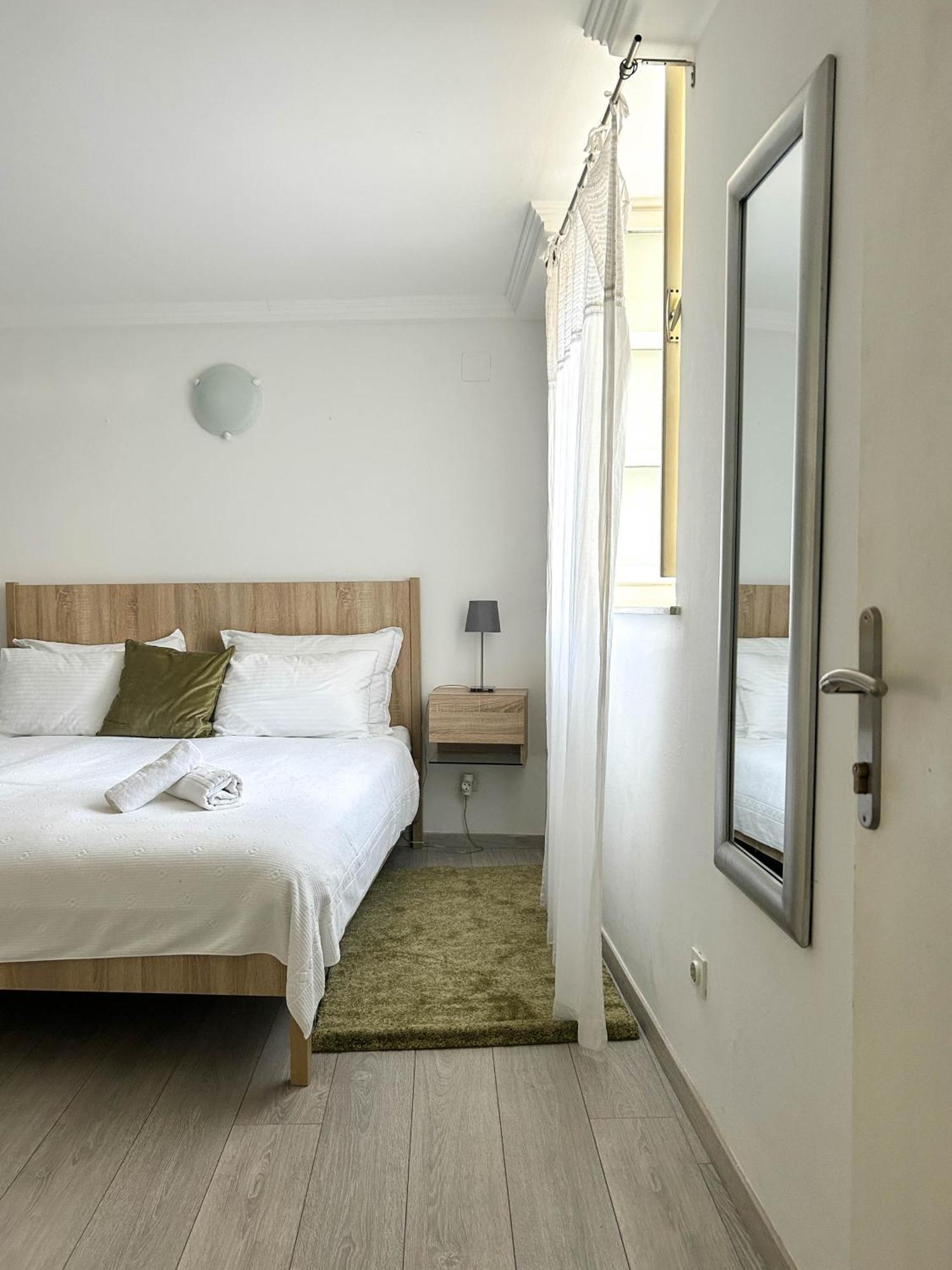 Iza Roka Apartments ดูบรอฟนิก ภายนอก รูปภาพ