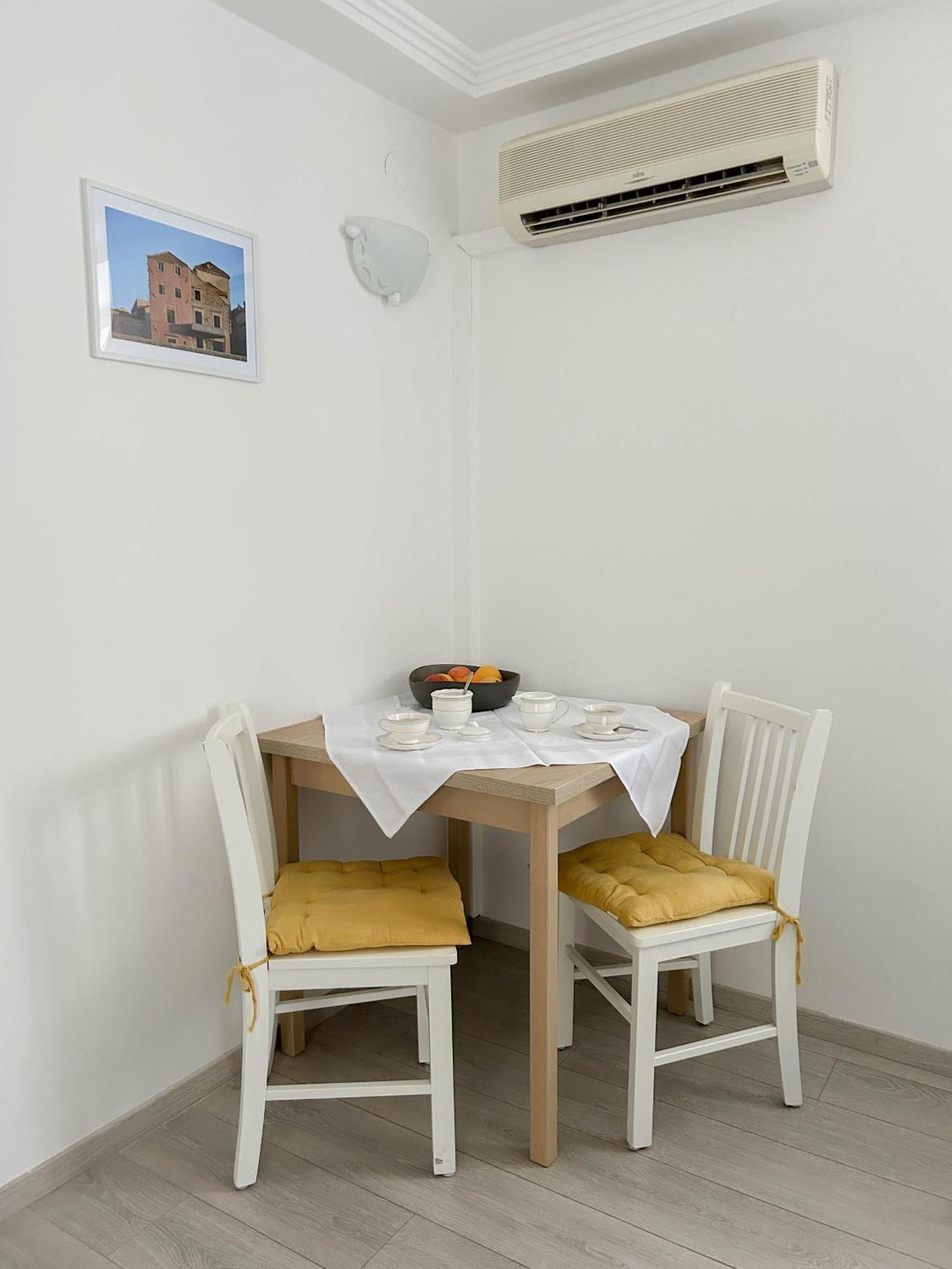 Iza Roka Apartments ดูบรอฟนิก ภายนอก รูปภาพ