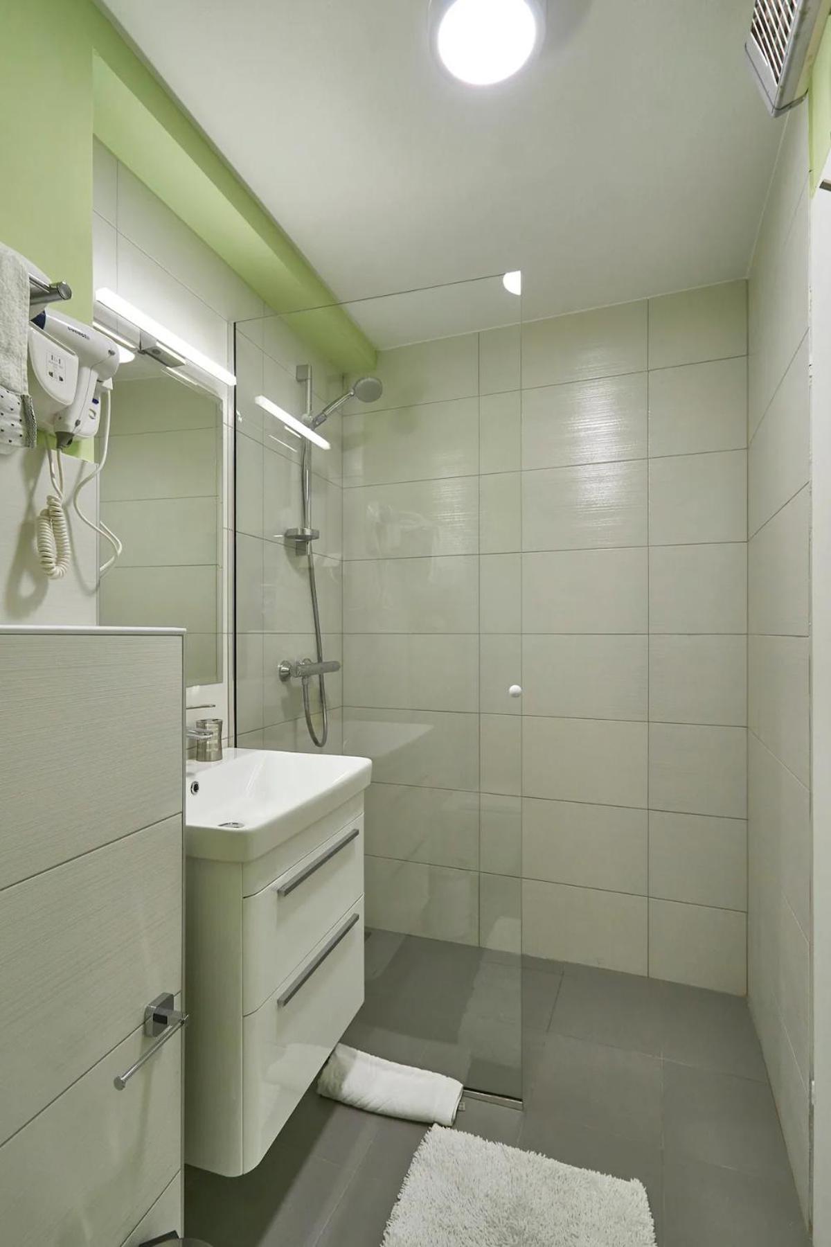 Iza Roka Apartments ดูบรอฟนิก ภายนอก รูปภาพ